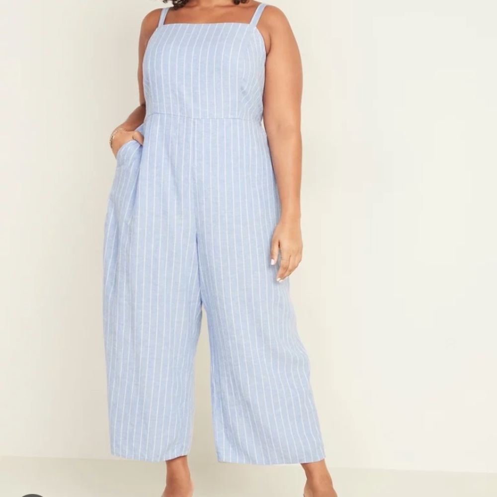 Old Navy Striped Jumpsuit WITH POCKETS